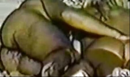 Sexy mami joclyn con vagina peluda y mucho juego de roles porn sub español